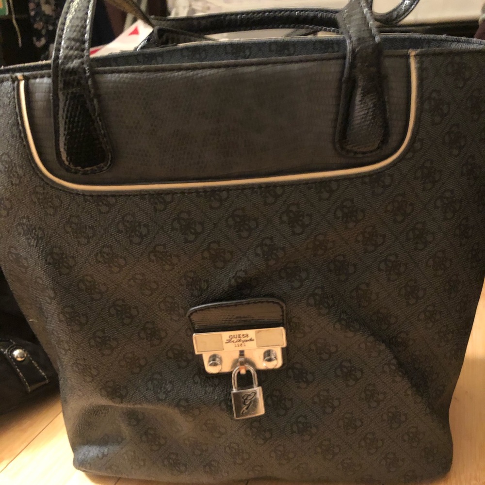 Guess bag